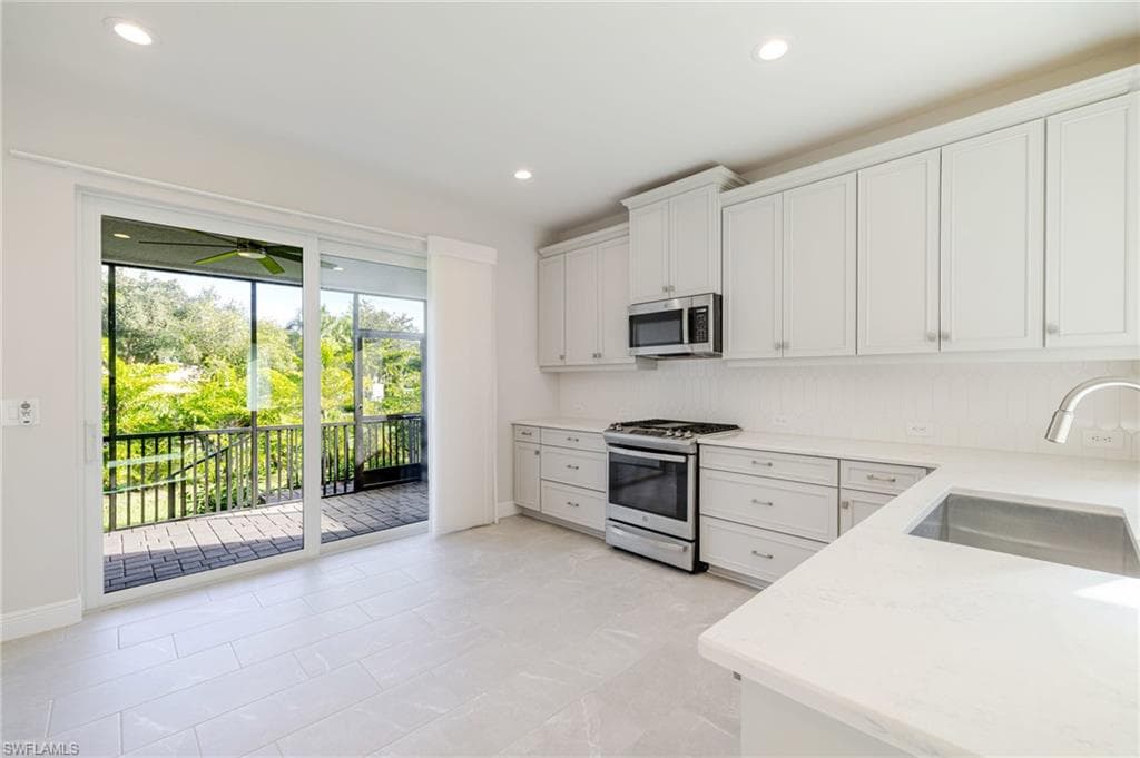 8770 Pigeon Ky, FORT MYERS FL 33908-7