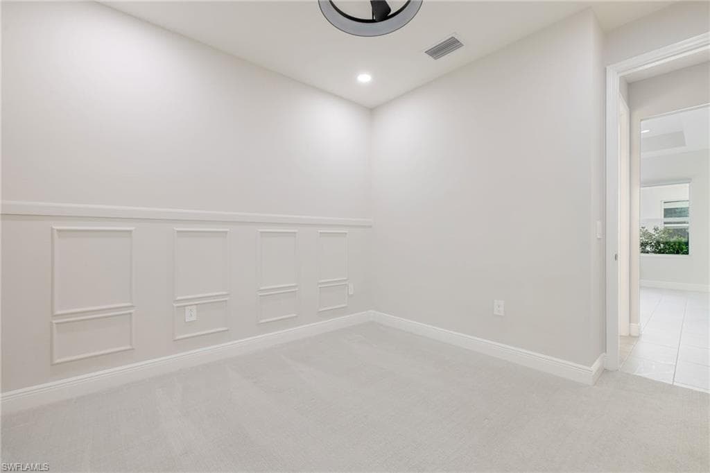 8770 Pigeon Ky, FORT MYERS FL 33908-24