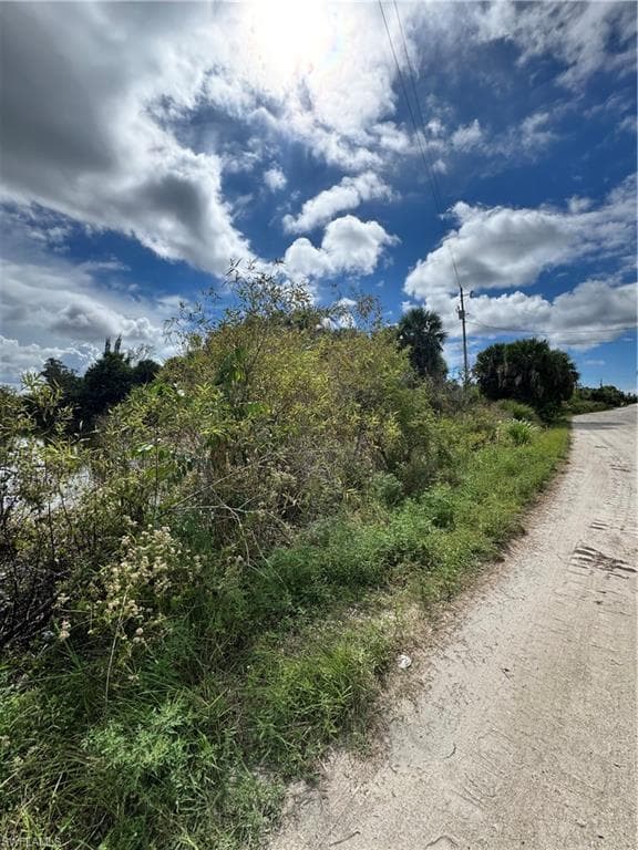 7281 Kreamers DR, BOKEELIA FL 33922-3