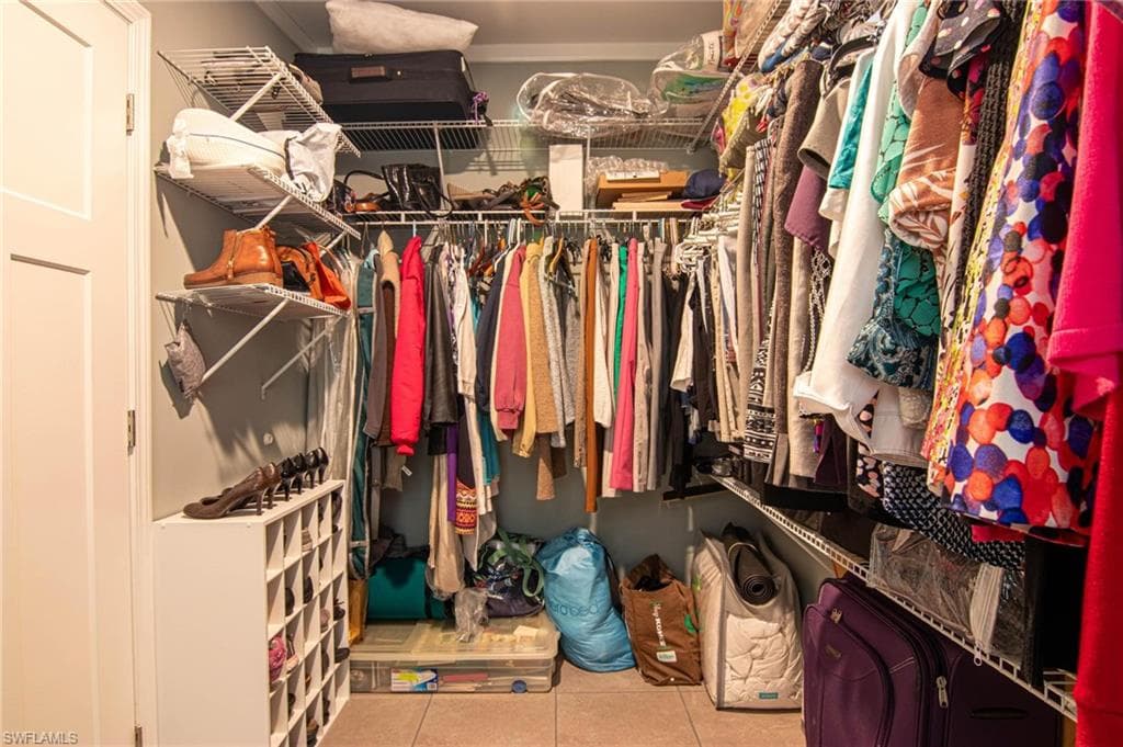 417 Snead DR, NORTH FORT MYERS FL 33903-25