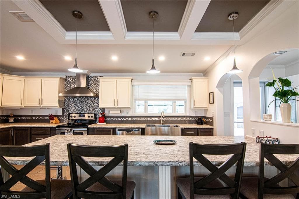 417 Snead DR, NORTH FORT MYERS FL 33903-6