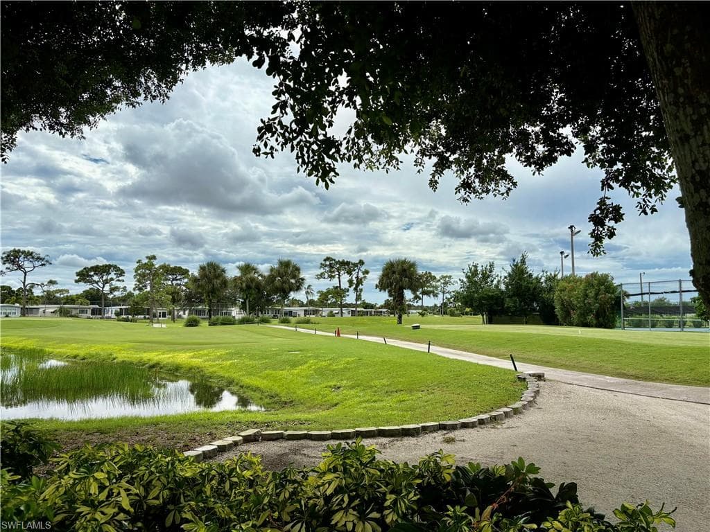 417 Snead DR, NORTH FORT MYERS FL 33903-44