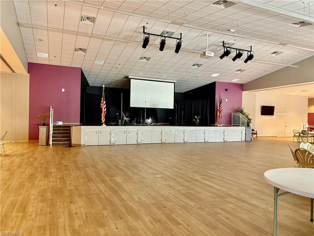 417 Snead DR, NORTH FORT MYERS FL 33903-49