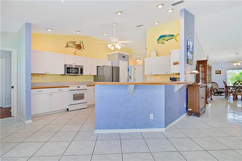 14374 Tamarac DR, BOKEELIA FL 33922-23