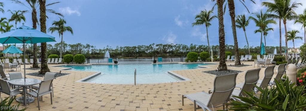 1886 Tarpon Bay DR S # 301, NAPLES FL 34119-22