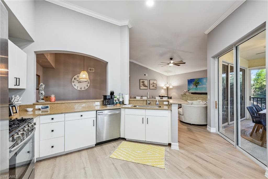 1886 Tarpon Bay DR S # 301, NAPLES FL 34119-11