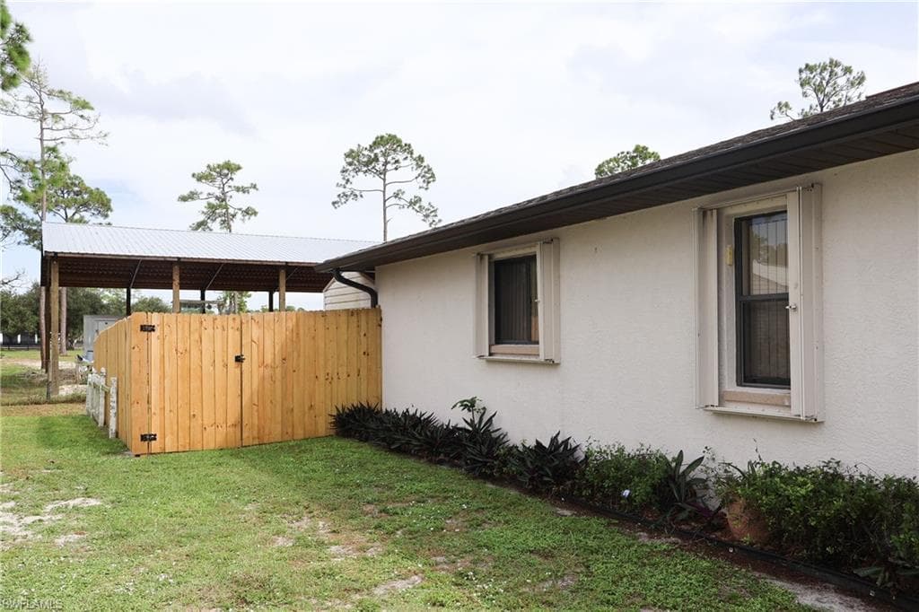 18122 Sandy Pines CIR, NORTH FORT MYERS FL 33917-26