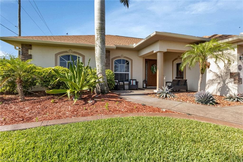 10127 Lebanon DR, PORT CHARLOTTE FL 33918-1