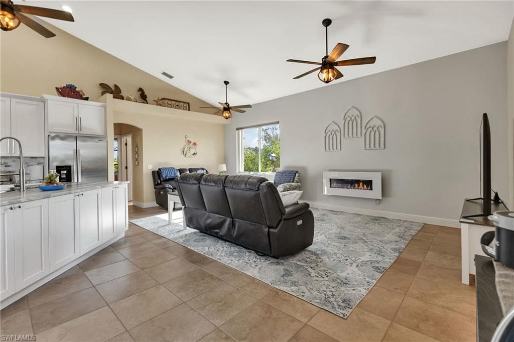 10127 Lebanon DR, PORT CHARLOTTE FL 33918-16