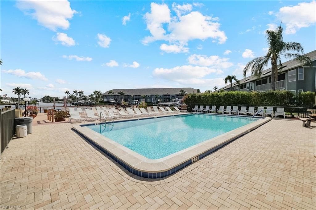 4719 SE 17th PL # 208, CAPE CORAL FL 33904-27