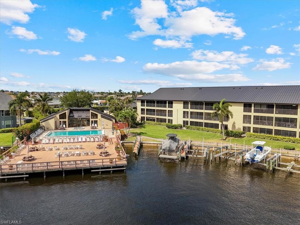 4719 SE 17th PL # 208, CAPE CORAL FL 33904-33