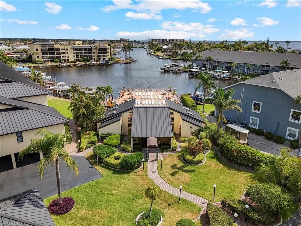 4719 SE 17th PL # 208, CAPE CORAL FL 33904-40