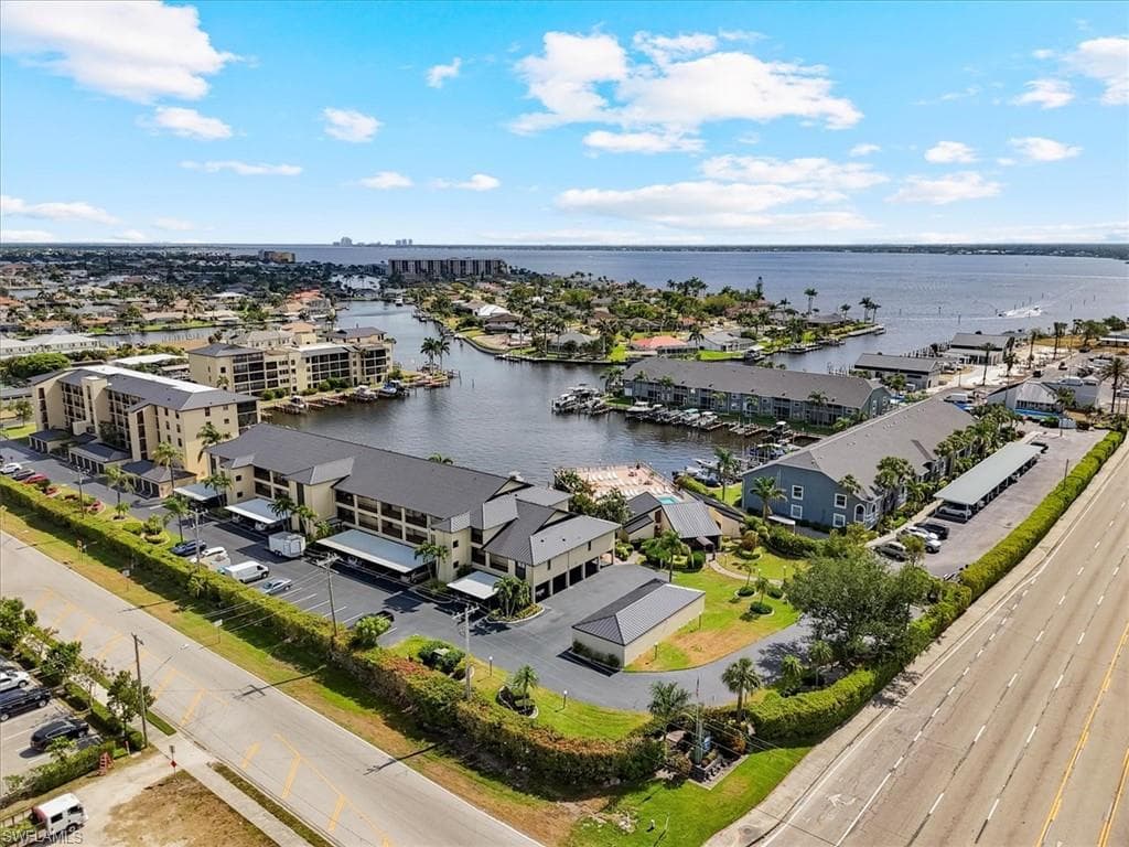4719 SE 17th PL # 208, CAPE CORAL FL 33904-34