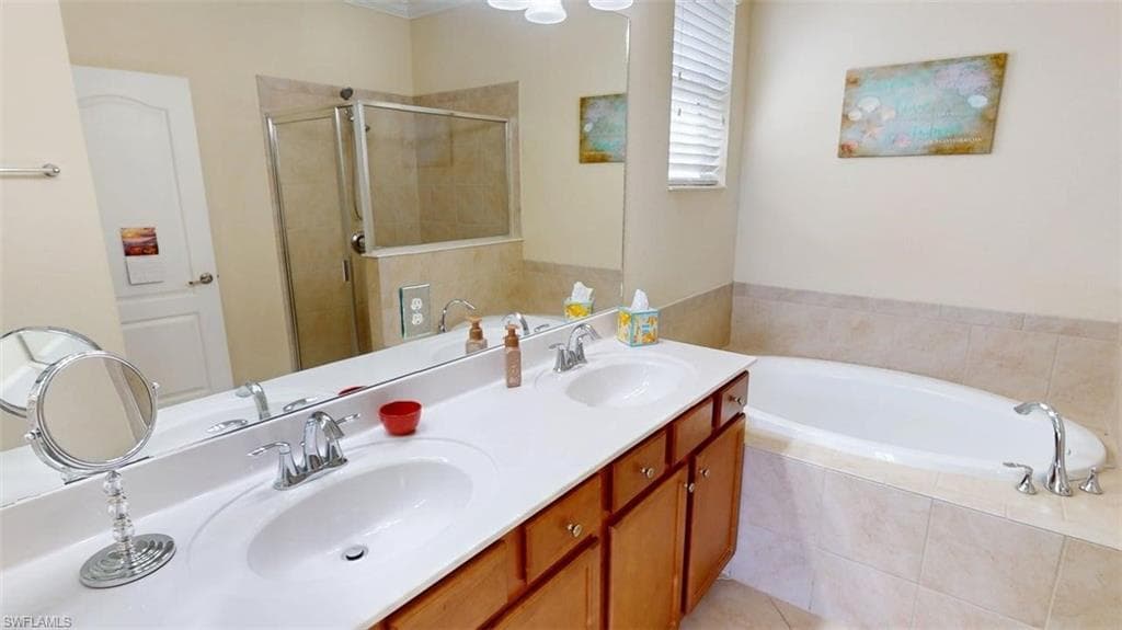 2571 Laurentina LN-23