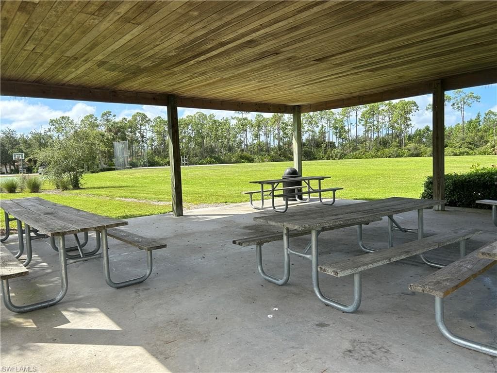 2571 Laurentina LN-44