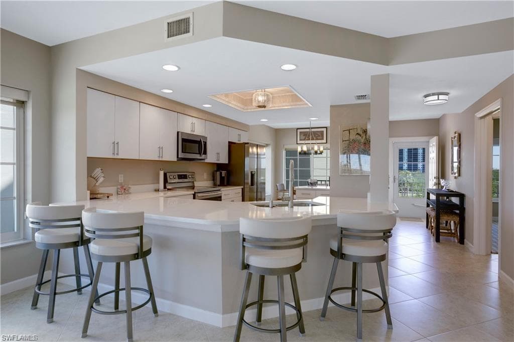 13105 Vanderbilt DR # 405, NAPLES FL 34110-5