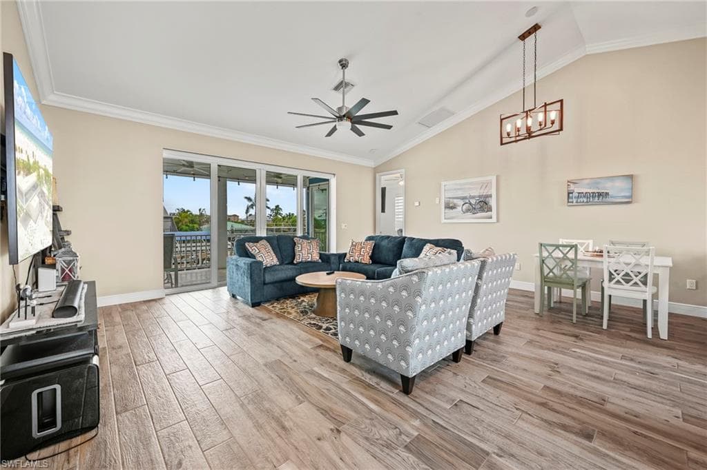 256 Ibis ST, FORT MYERS BEACH FL 33931-15