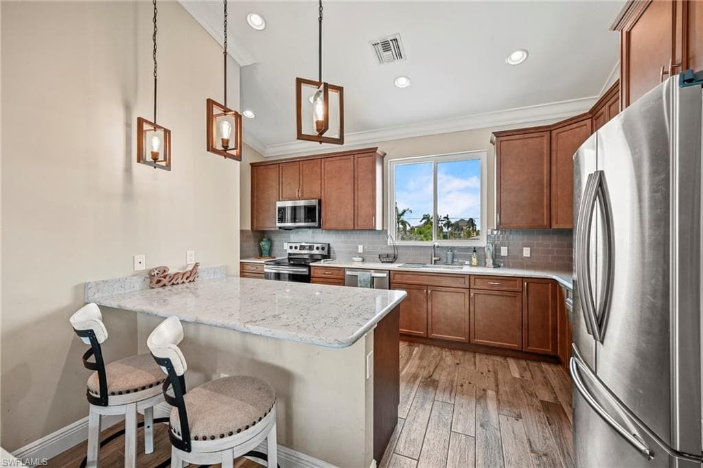 256 Ibis ST, FORT MYERS BEACH FL 33931-20