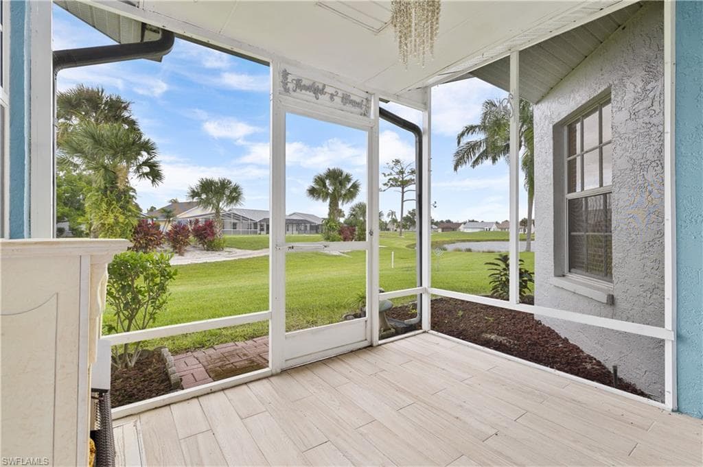 3319 Clubview DR, NORTH FORT MYERS FL 33917-26