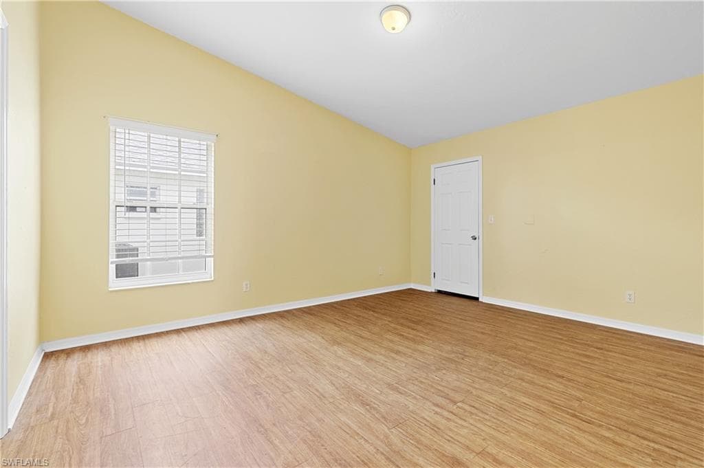 3319 Clubview DR, NORTH FORT MYERS FL 33917-16