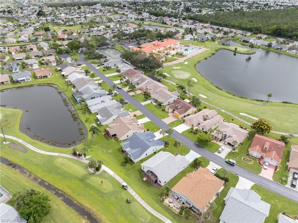 3319 Clubview DR, NORTH FORT MYERS FL 33917-2