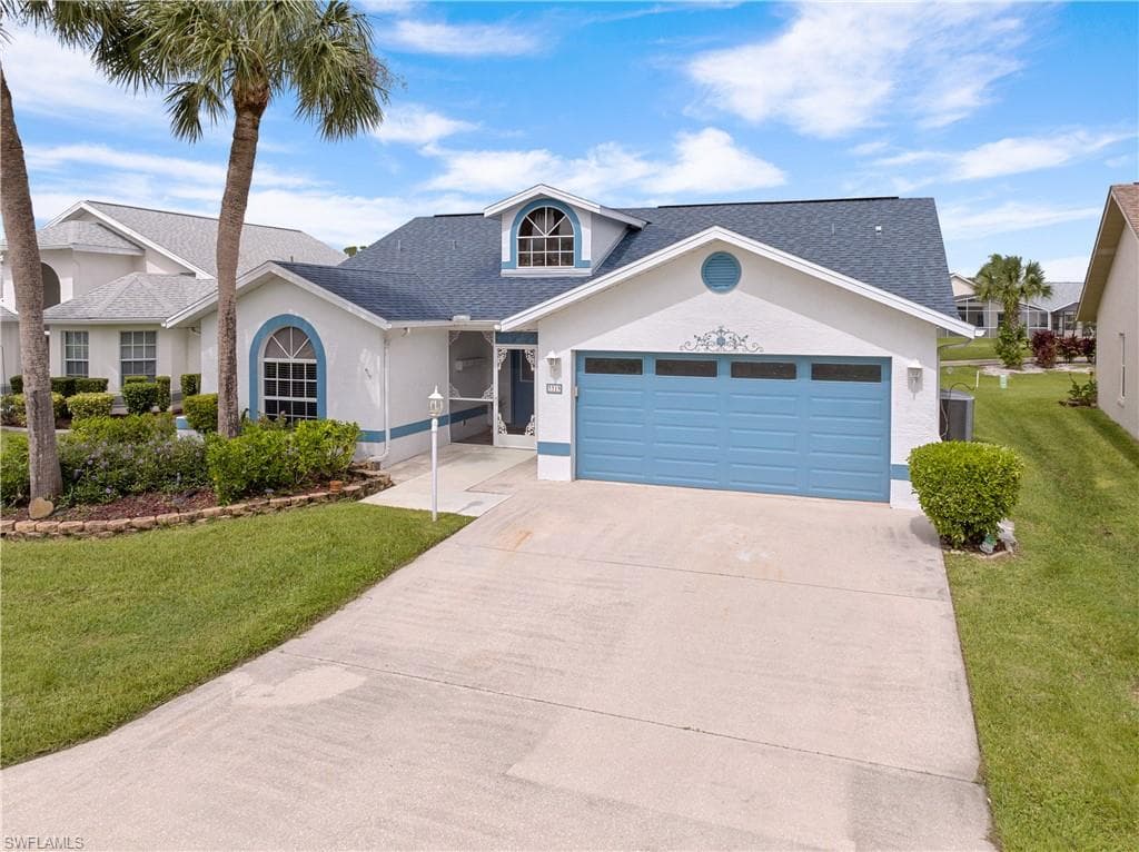 3319 Clubview DR, NORTH FORT MYERS FL 33917-33