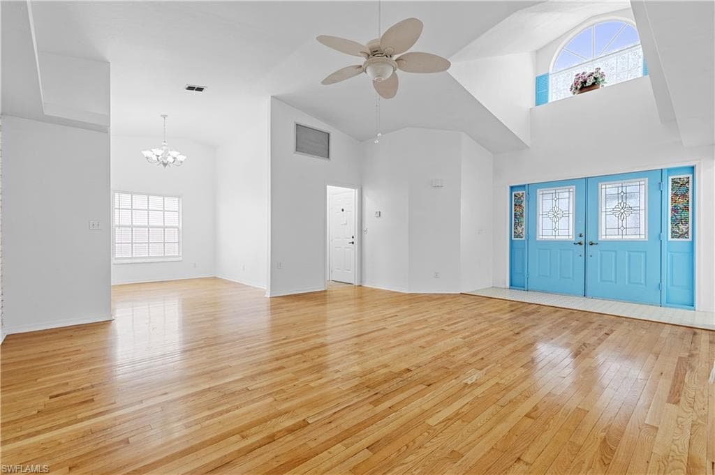 3319 Clubview DR, NORTH FORT MYERS FL 33917-3