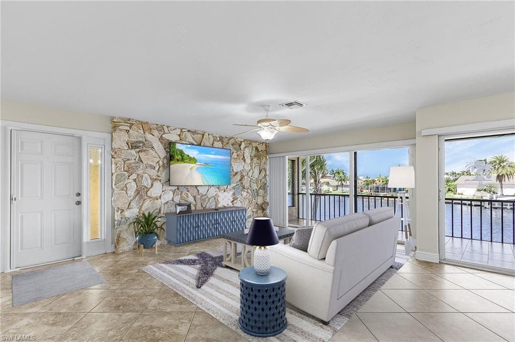 1911 SE 40th TER # 201, CAPE CORAL FL 33904-12