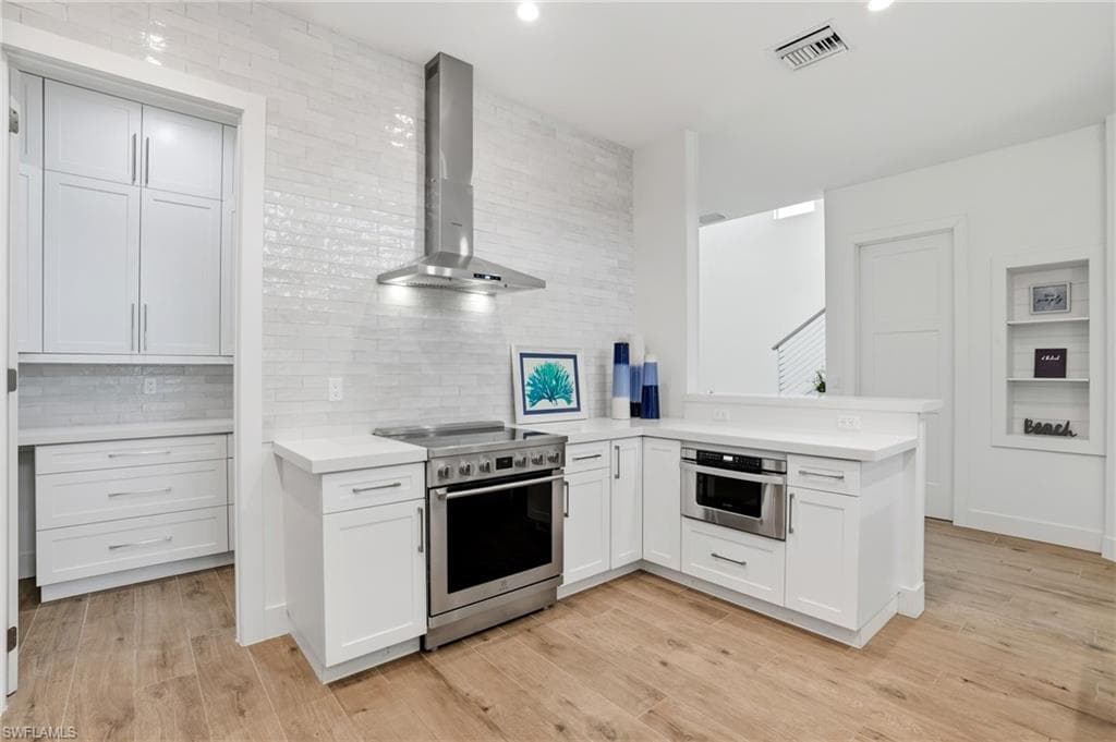 115 Cambria LN, NAPLES FL 34112-5