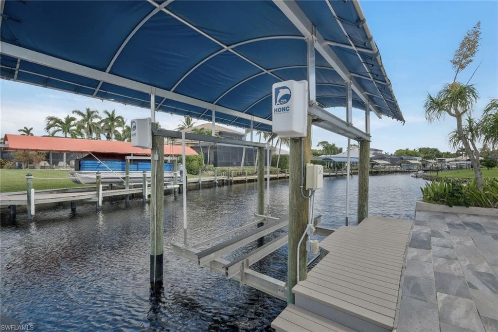 5943 Baker CT, FORT MYERS FL 33919-29