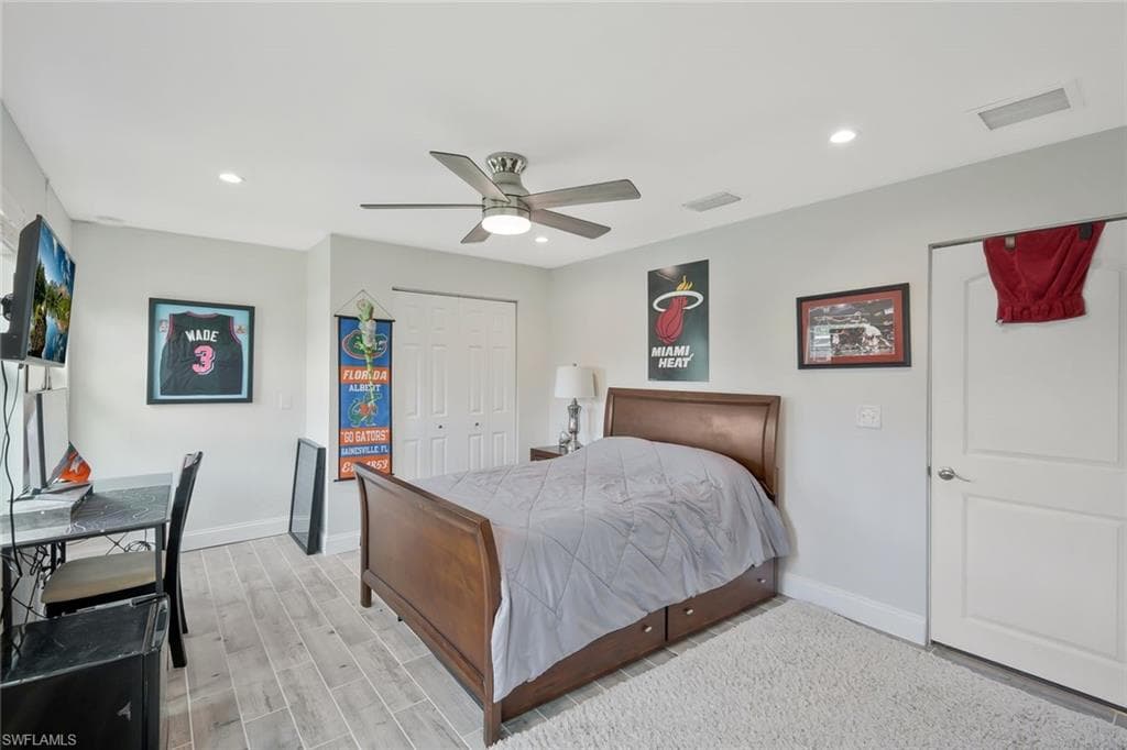 5943 Baker CT, FORT MYERS FL 33919-20