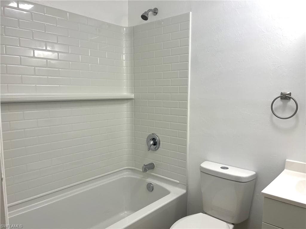 2656 Lime ST, FORT MYERS FL 33916-25