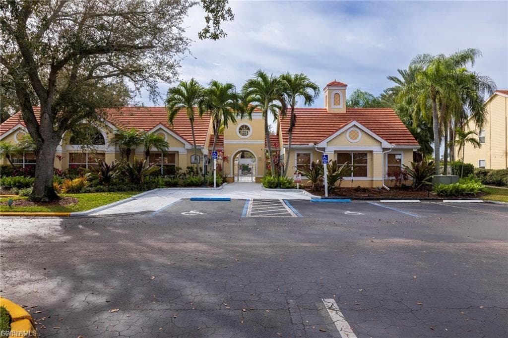 12551 Equestrian CIR # 706, FORT MYERS FL 33907-10