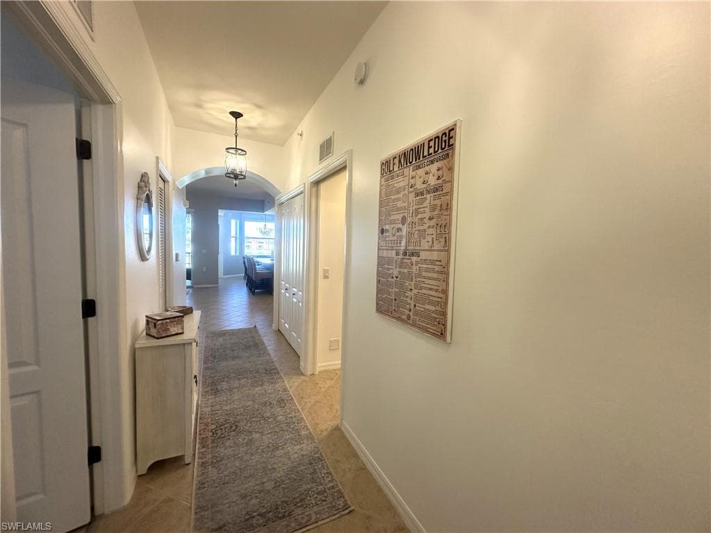 2720 Cypress Trace CIR # 2928, NAPLES FL 34119-2