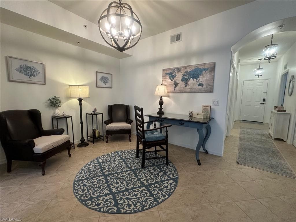 2720 Cypress Trace CIR # 2928, NAPLES FL 34119-3