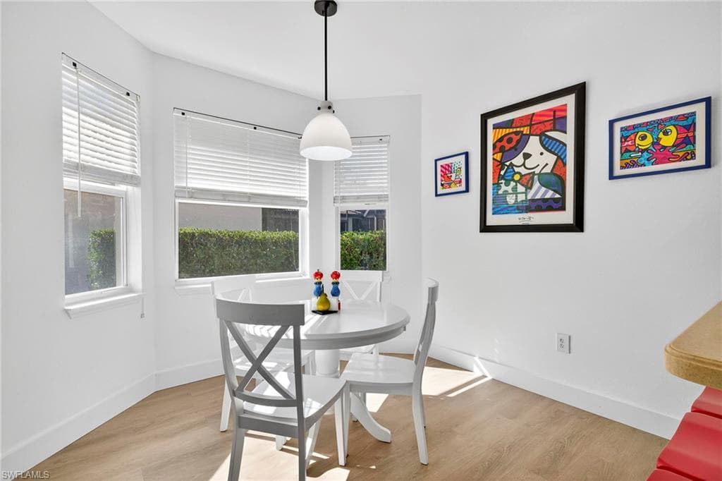 24980 Divot DR, BONITA SPRINGS FL 34135-9