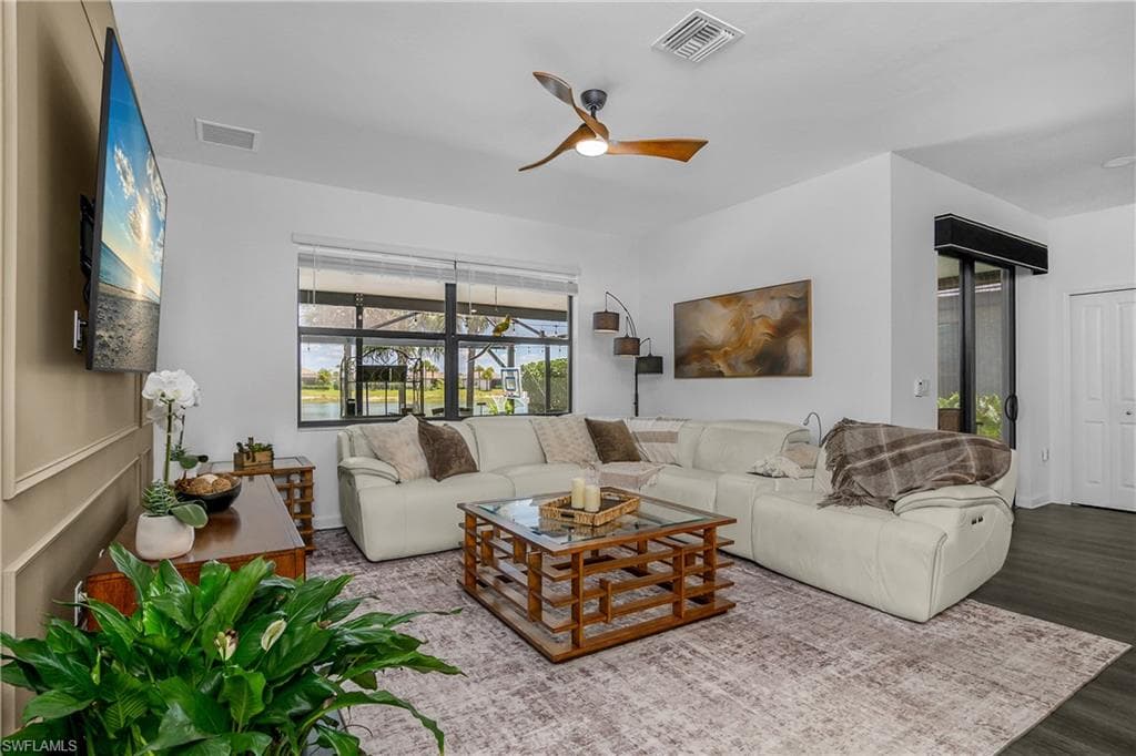 20195 Hartford BLVD-15