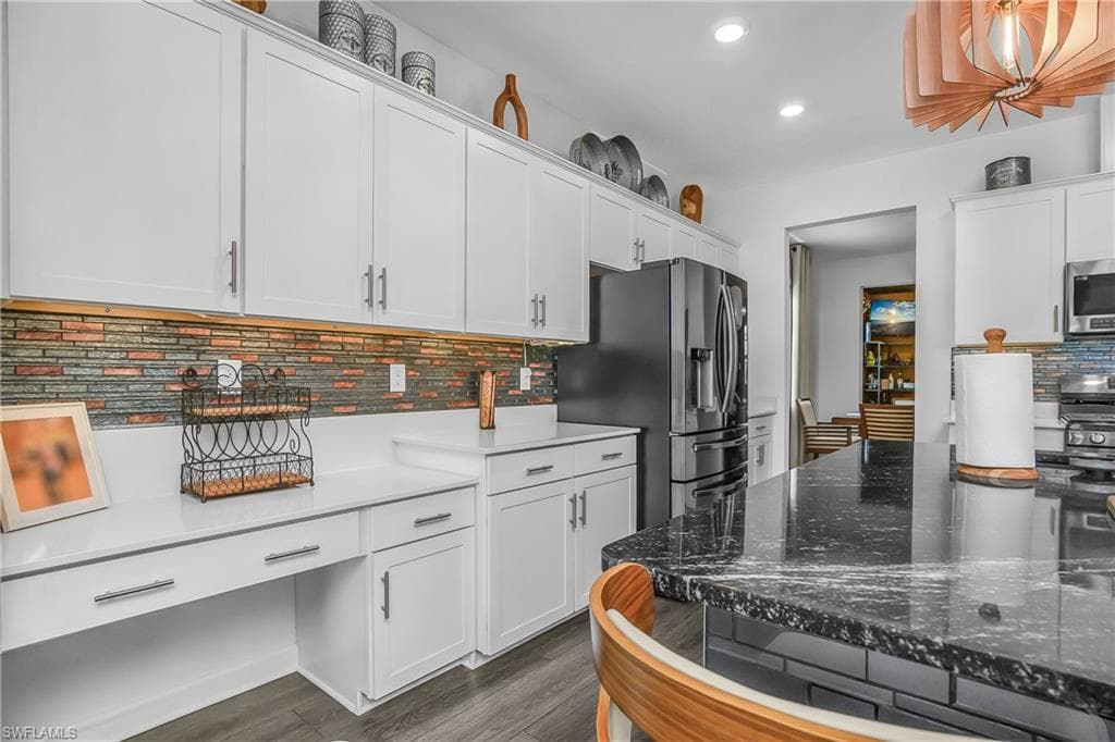 20195 Hartford BLVD-10
