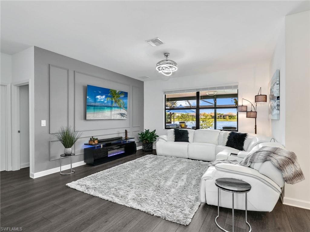 20195 Hartford BLVD-3