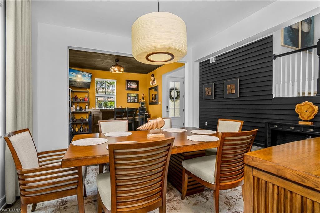 20195 Hartford BLVD-7
