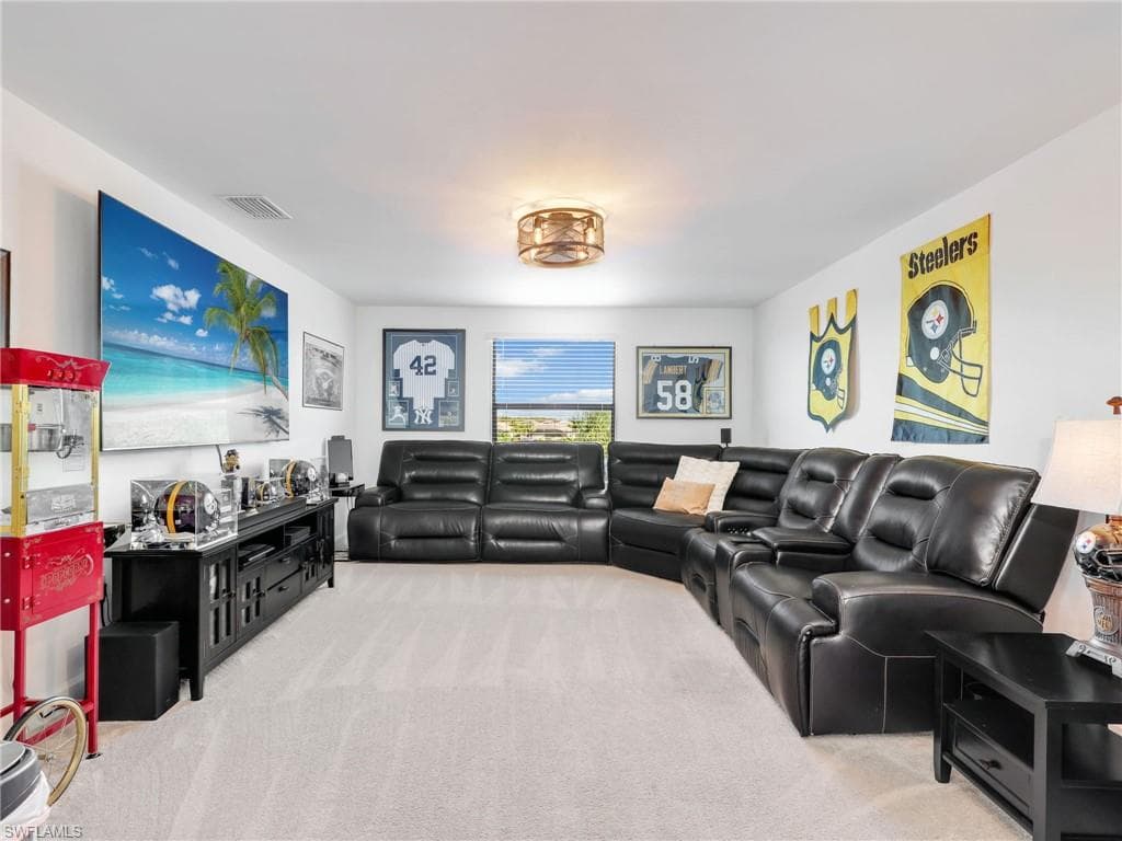 20195 Hartford BLVD-20