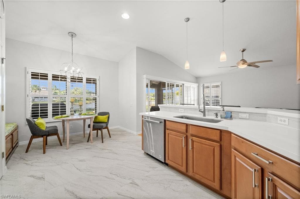 8872 Cedar Hollow DR, FORT MYERS FL 33912-31