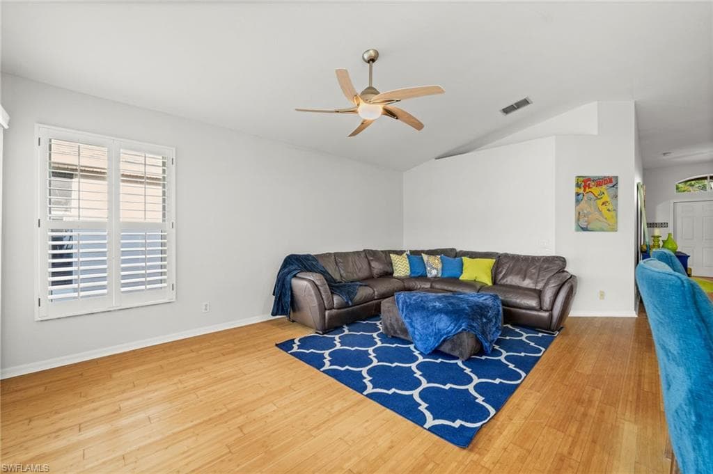 8872 Cedar Hollow DR, FORT MYERS FL 33912-33
