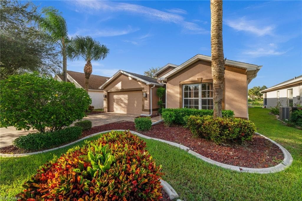 8872 Cedar Hollow DR, FORT MYERS FL 33912-36