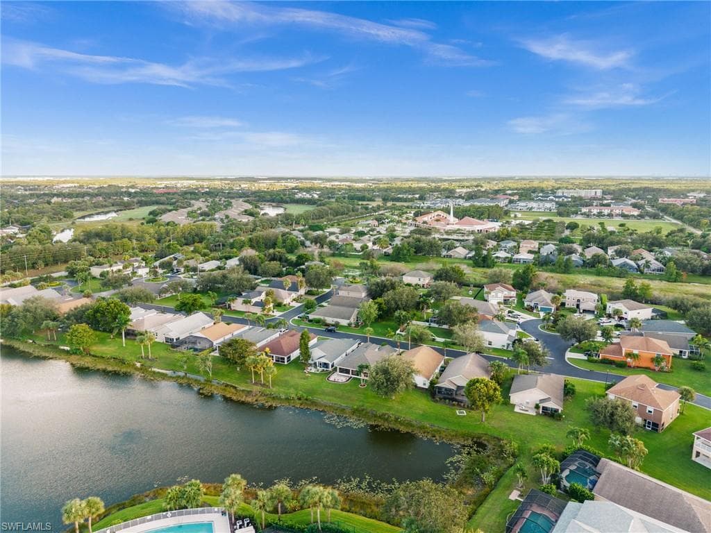8872 Cedar Hollow DR, FORT MYERS FL 33912-18