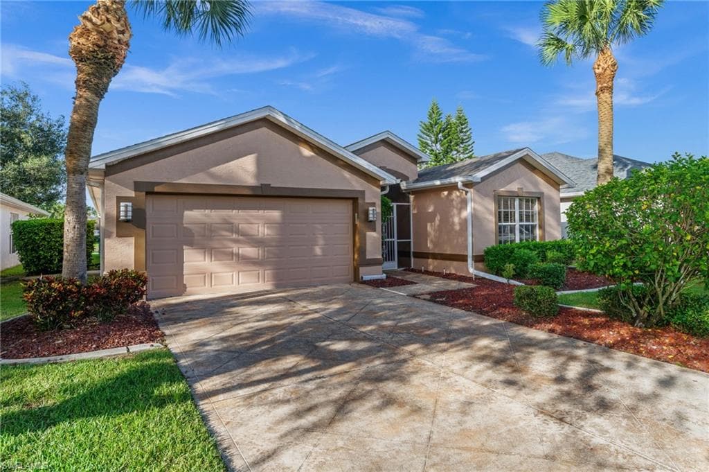 8872 Cedar Hollow DR, FORT MYERS FL 33912-38