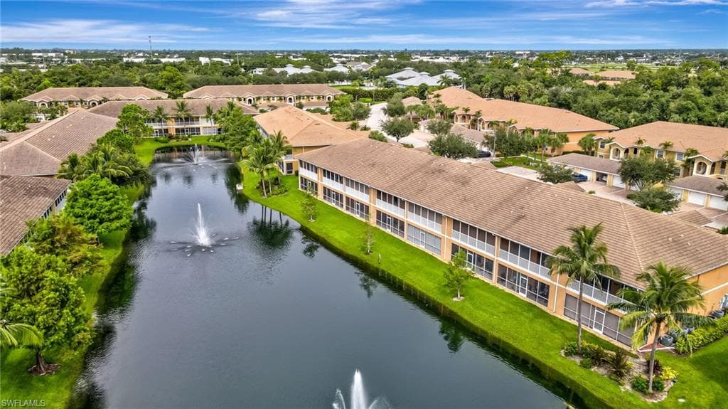1102 Winding Pines CIR # 205, CAPE CORAL FL 33909-46