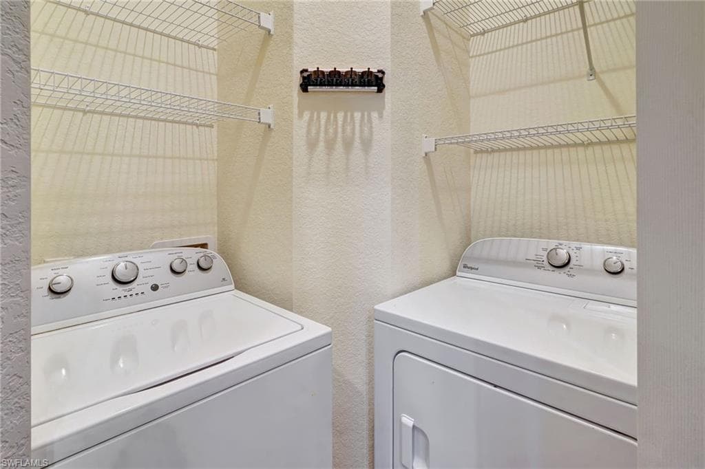 1102 Winding Pines CIR # 205, CAPE CORAL FL 33909-29