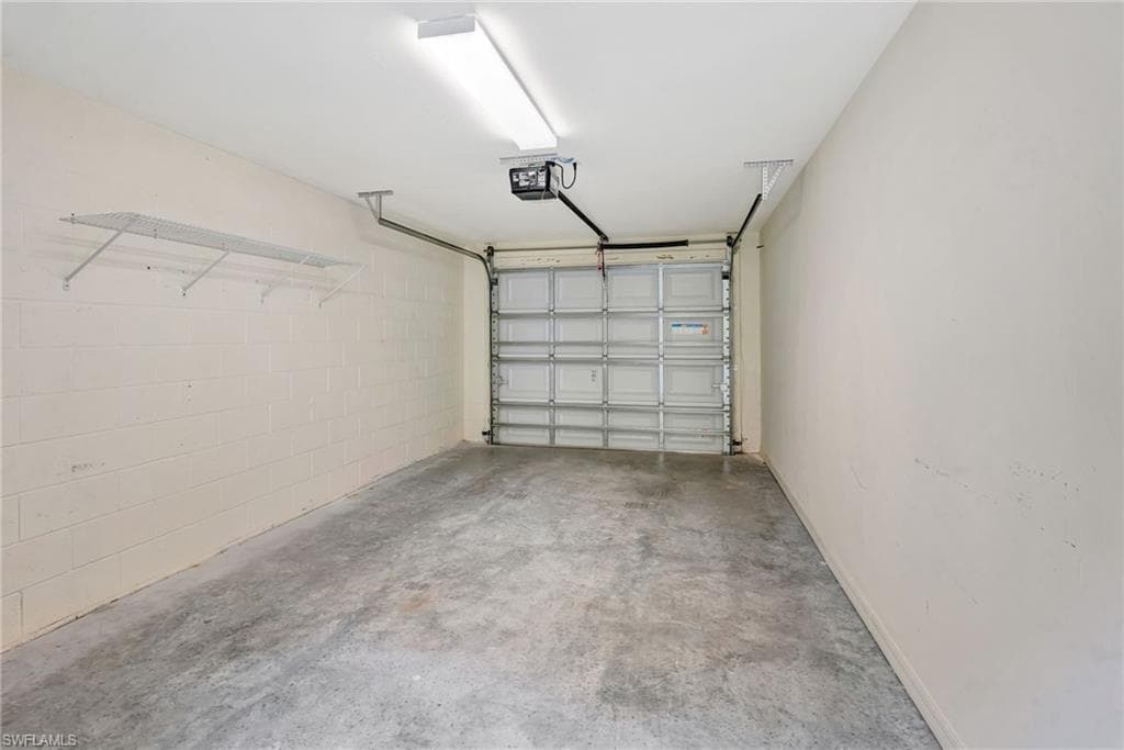 1102 Winding Pines CIR # 205, CAPE CORAL FL 33909-37