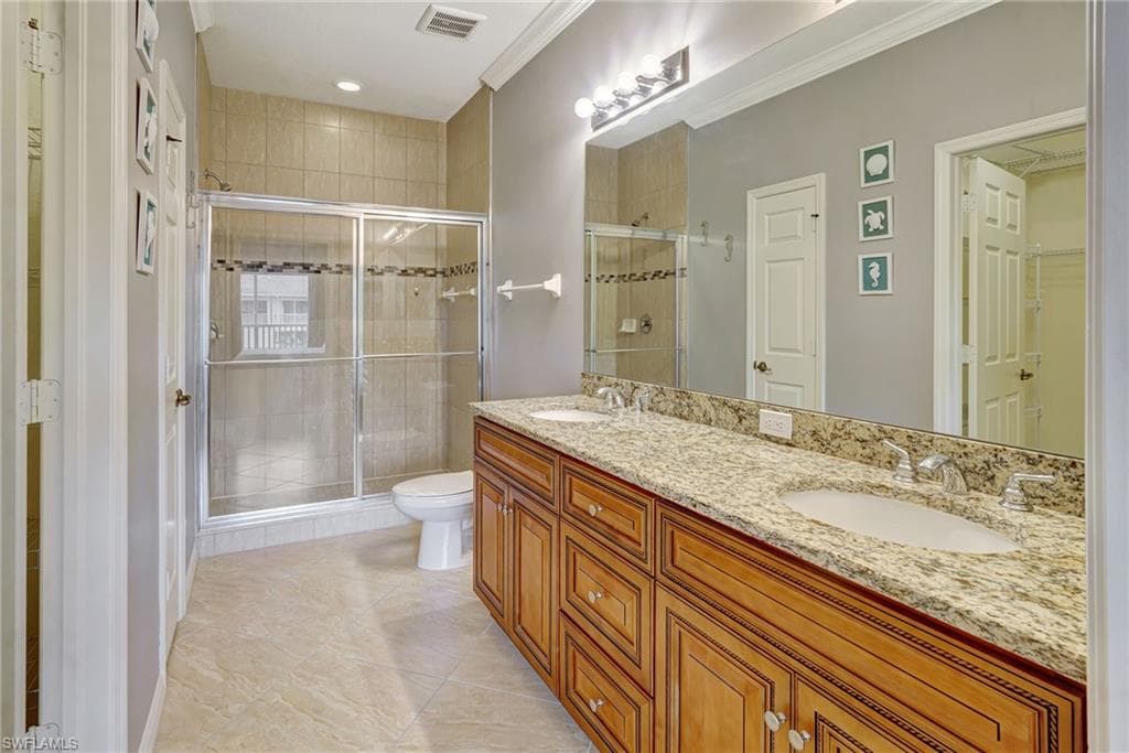 1102 Winding Pines CIR # 205, CAPE CORAL FL 33909-17